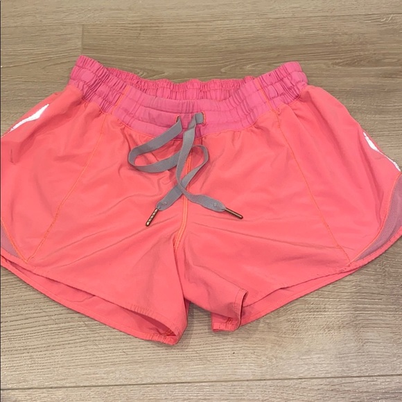 lululemon athletica Pants - Lululemon Hotty Hot shorts